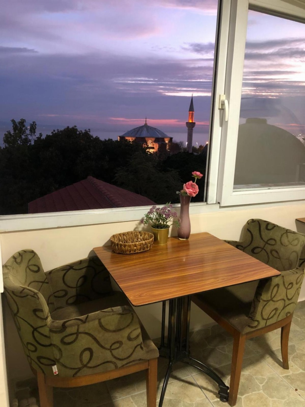 BACHOS HOTEL SULTANAHMET sea view terrace