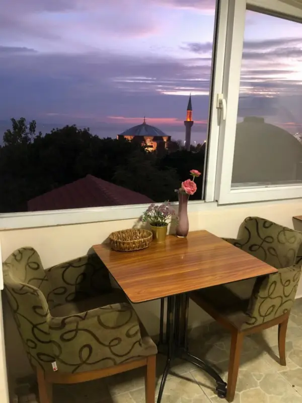 BACHOS HOTEL SULTANAHMET sea view terrace 4