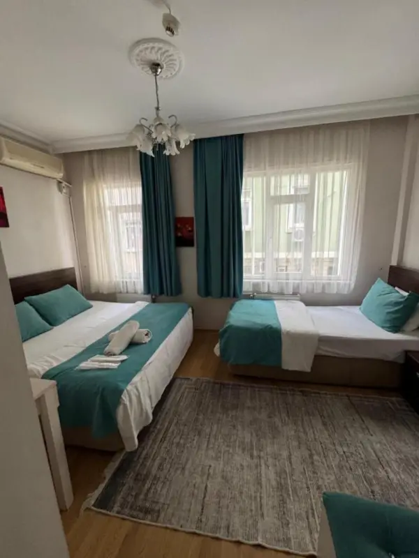 BACHOS HOTEL SULTANAHMET sea view terrace 9